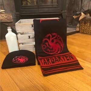 NWOT Game of Thrones House Targaryen scarf and beanie hat set